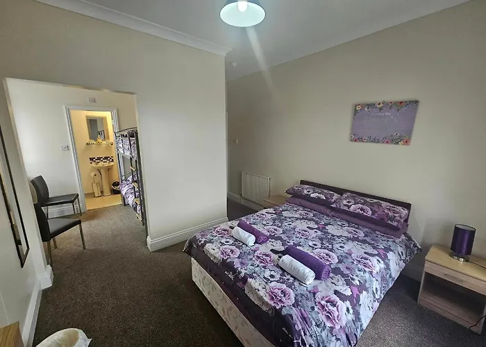 Bayswater House Bed & Breakfast Blackpool